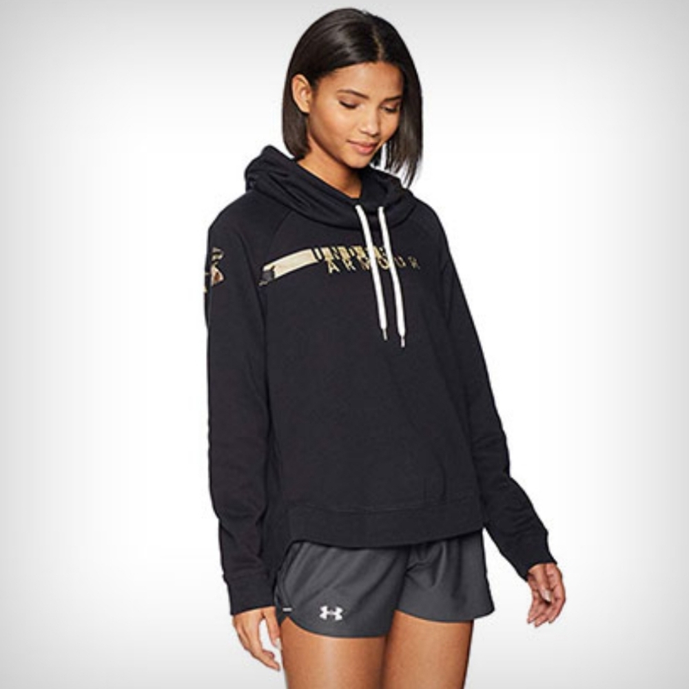 Under Armour Hoodie Cowl Neck Camo Logo Pocket Pullover Hooded Sweatshirt Sz Sm.